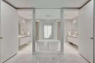 700 NE 26th Terrace, Miami, FL 33137 - Photo 20