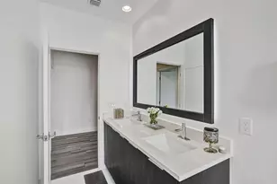 233 NE 11th St, Fort Lauderdale, FL 33304 - Photo 28