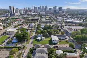 233 NE 11th St, Fort Lauderdale, FL 33304 - Photo 52