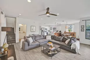 233 NE 11th St, Fort Lauderdale, FL 33304 - Photo 10