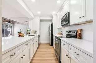 7920 NW 11th Ct, Plantation, FL 33322 - Photo 2