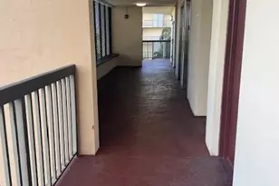 3301 N Country Club Dr, Miami, FL 33180 - Photo 10