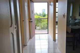 3301 N Country Club Dr, Aventura, FL 33180 - Photo 10