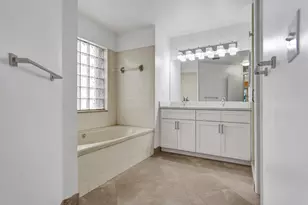 8452 NW 47th St, Coral Springs, FL 33067 - Photo 16