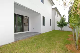 1435 SW 23rd St, Fort Lauderdale, FL 33312 - Photo 10