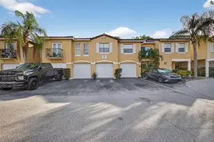 1040 Lake Shore Dr, Lake Park, FL 33403 - Photo 2