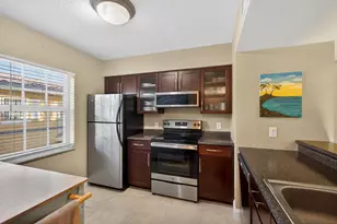 1040 Lake Shore Dr, Lake Park, FL 33403 - Photo 10