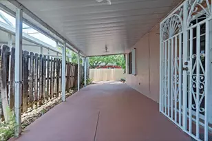 3201 W 76th St, Hialeah, FL 33018 - Photo 30