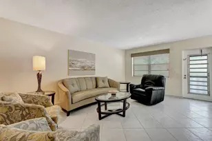 477 Durham P Unit, Deerfield Beach, FL 33442 - Photo 4