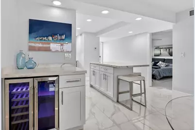 9623 S Hollybrook Lake Drive #204, Pembroke Pines, FL 33025 - Photo 10