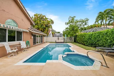 608 Misty Oaks Lane, Pompano Beach, FL 33069 - Photo 6
