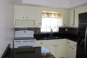 2810 E Ashley Dr Unit, West Palm Beach, FL 33415 - Photo 6
