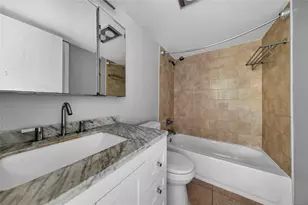 1900 NE 8th Ct, Fort Lauderdale, FL 33304 - Photo 16