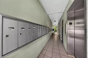 1900 NE 8th Ct, Fort Lauderdale, FL 33304 - Photo 24