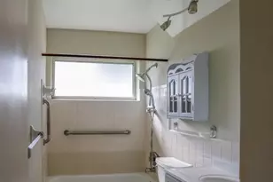 4513 NW 44th St, Tamarac, FL 33319 - Photo 10