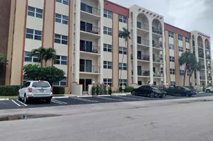 400 N Riverside Dr, Pompano Beach, FL 33062 - Photo 2