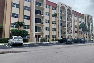 400 N Riverside Dr, Pompano Beach, FL 33062 - Photo 2