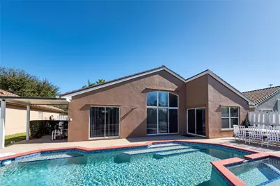 160 NW 166th Avenue, Pembroke Pines, FL 33028 - Photo 22
