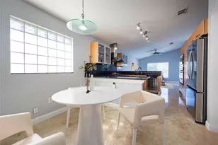 160 NW 166th Ave, Pembroke Pines, FL 33028 - Photo 16