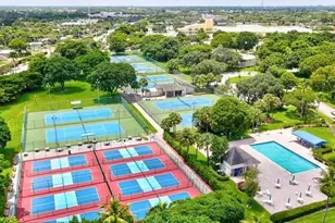 1902 Bermuda Cir, Pompano Beach, FL 33066 - Photo 12