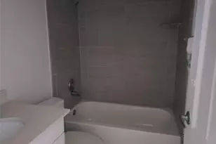 7815 NW 73rd Ave, Tamarac, FL 33321 - Photo 12