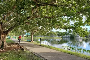 120 Royal Pk Dr, Oakland Park, FL 33309 - Photo 22