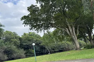 120 Royal Pk Dr, Oakland Park, FL 33309 - Photo 26