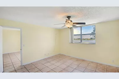 470 Executive Center Drive #1G, West Palm Beach, FL 33401 - Photo 10