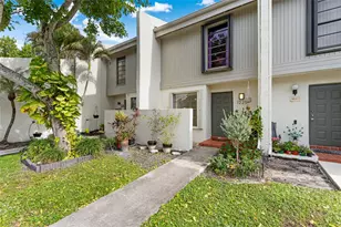 1225 NW 98th Terrace, Hollywood, FL 33024 - Photo 2
