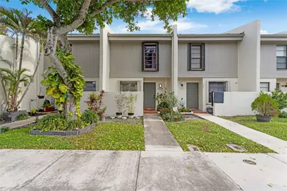 1225 NW 98th Terrace #144, Hollywood, FL 33024 - Photo 1