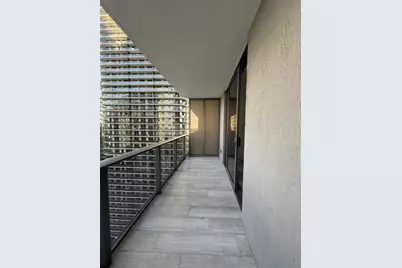 45 SW 9th Street #3110, Miami, FL 33130 - Photo 4