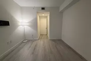 45 SW 9th St, Miami, FL 33130 - Photo 14