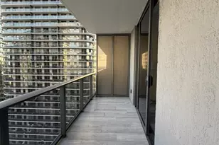 45 SW 9th St, Miami, FL 33130 - Photo 4