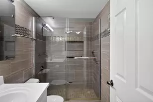 2524 NW 104th Ave, Sunrise, FL 33322 - Photo 24