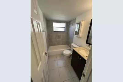 4061 N Dixie Highway #17, Oakland Park, FL 33334 - Photo 12