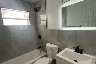 1636 Wilson St, Hollywood, FL 33020 - Photo 4