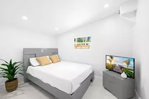 865 NE 23rd Terrace, Pompano Beach, FL 33062 - Photo 10