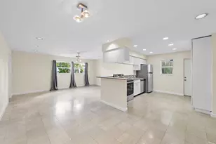 758 NE 13th Ct, Fort Lauderdale, FL 33304 - Photo 2