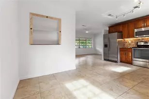 500 NE 61st Ct, Fort Lauderdale, FL 33334 - Photo 6