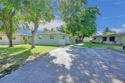 268 NE 41st Street, Oakland Park, FL 33334 - Photo 18