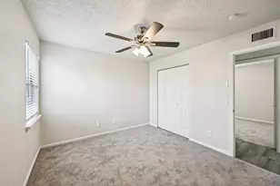 913 SE 8th St, Stuart, FL 34994 - Photo 18