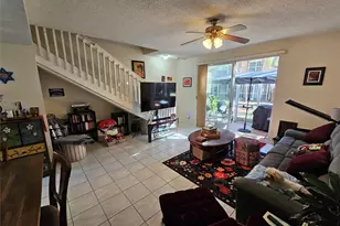1498 Barcelona Way, Weston, FL 33327 - Photo 4