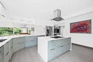 2711 Mayan Dr, Fort Lauderdale, FL 33316 - Photo 8