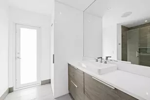 2711 Mayan Dr, Fort Lauderdale, FL 33316 - Photo 18