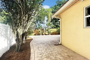 2936 NW 9th Terrace, Wilton Manors, FL 33311 - Photo 16