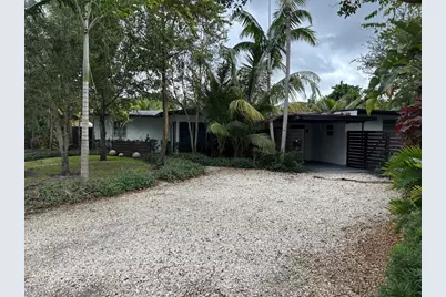 720 NE 17th Court, Fort Lauderdale, FL 33305 - Photo 1