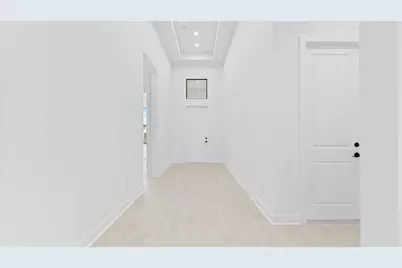 13648 SE Blackwood Drive, Port Saint Lucie, FL 34984 - Photo 2