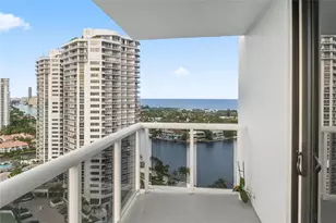 20505 E Country Club Dr, Aventura, FL 33180 - Photo 24