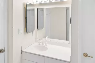 20505 E Country Club Dr, Aventura, FL 33180 - Photo 26