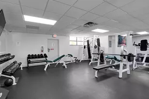 600 Parkview Dr, Hallandale Beach, FL 33009 - Photo 40